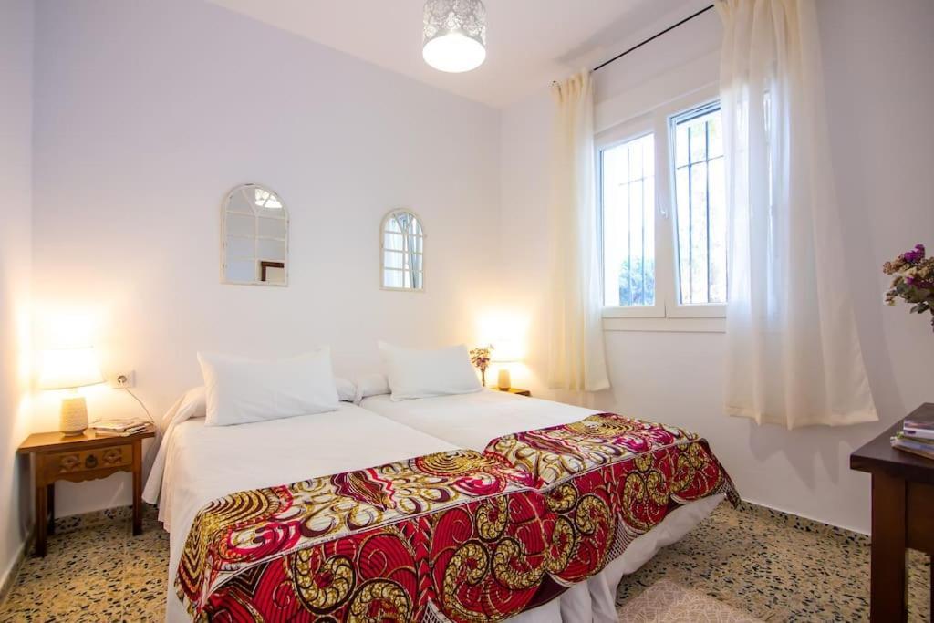 Вилла Casa De Meca, A 100M De La Playa Лос-Каньос-де-Мека Экстерьер фото